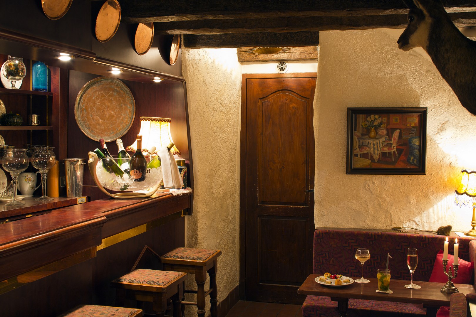 Hotel | 260030 2741 235mp 260030_2741_235mp